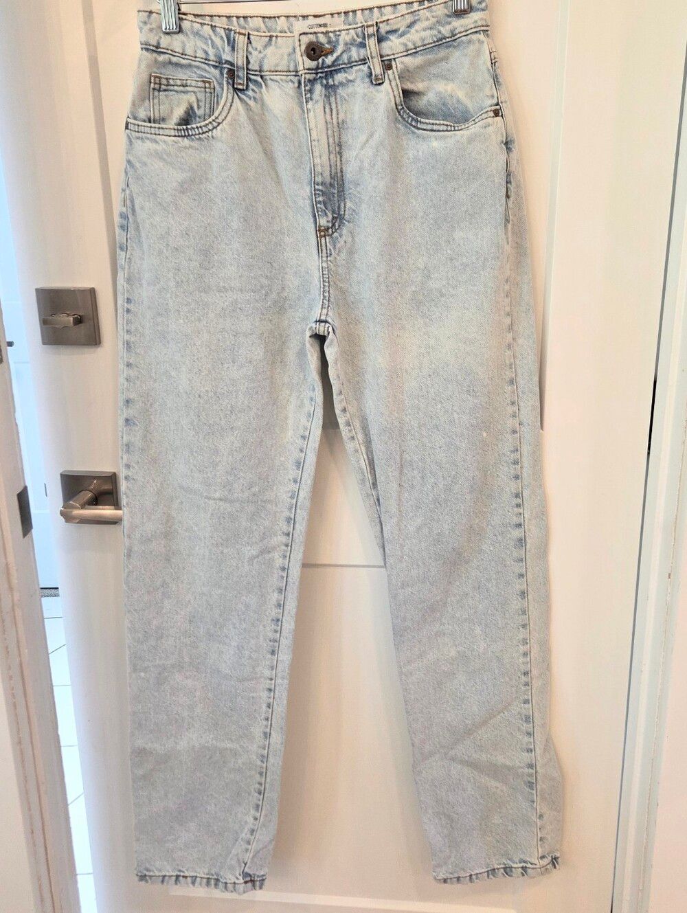 Cotton On 90s Style Straight Leg Jeans Light Wash Mom Jeans Y2K